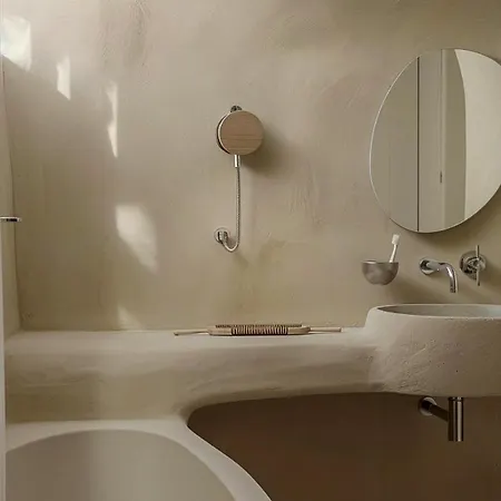 Cycladic Guesthome With Infinity Pool And Sea Views Firá