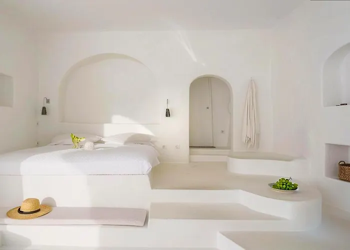 Dom wakacyjny Cycladic Guesthome With Infinity Pool And Sea Views